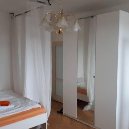 Room In Apartment Prague 3 Praga Exterior foto